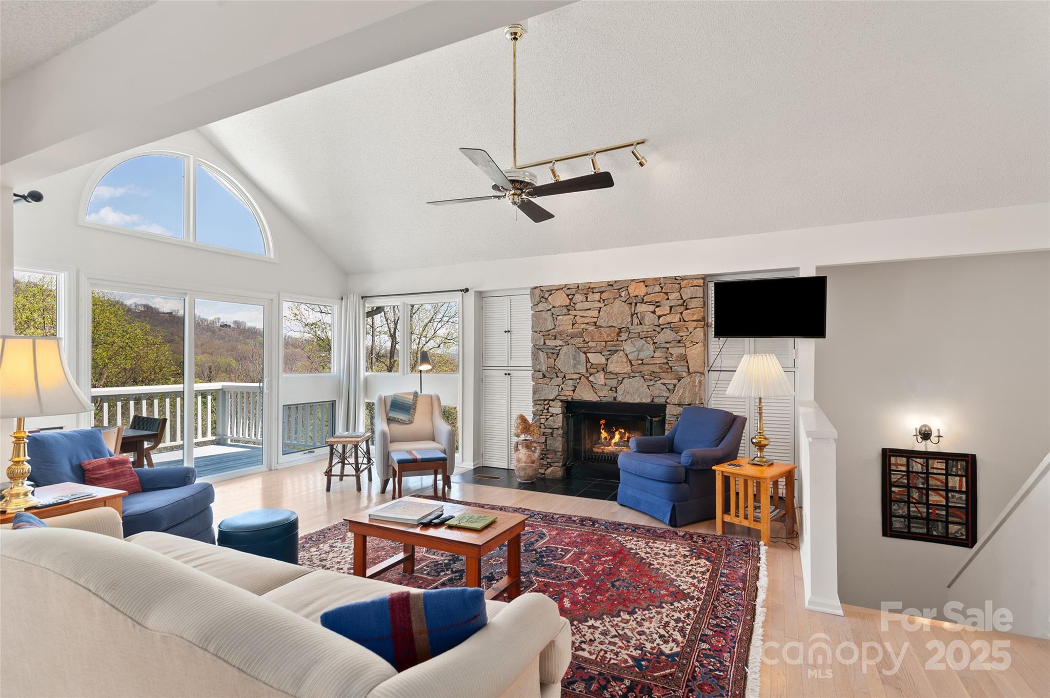 The Overlook At Laurel Ridge - Residential