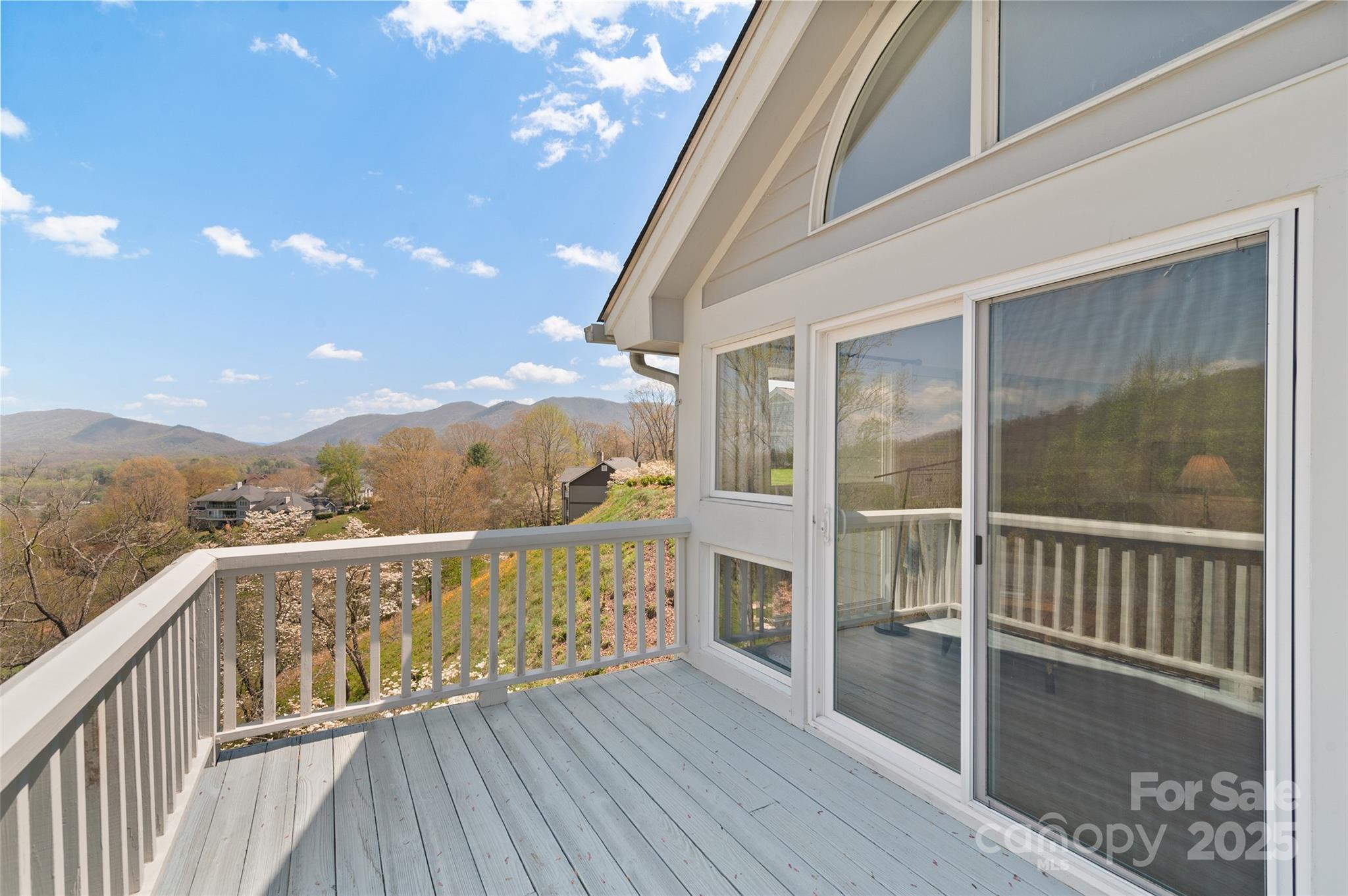 The Overlook At Laurel Ridge - Residential