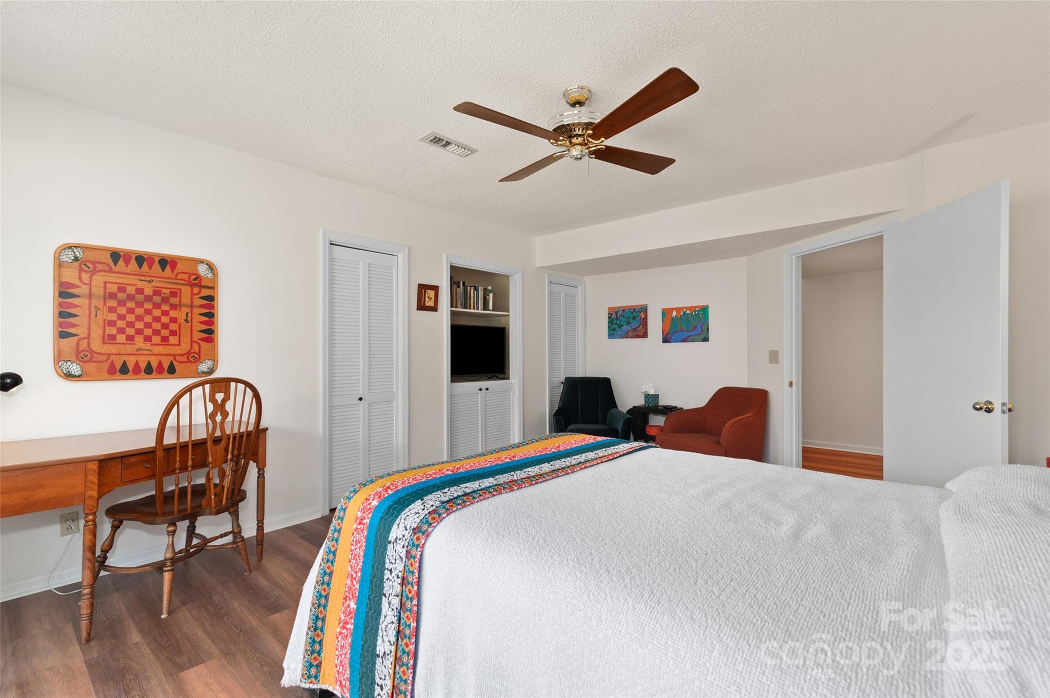 The Overlook At Laurel Ridge - Residential