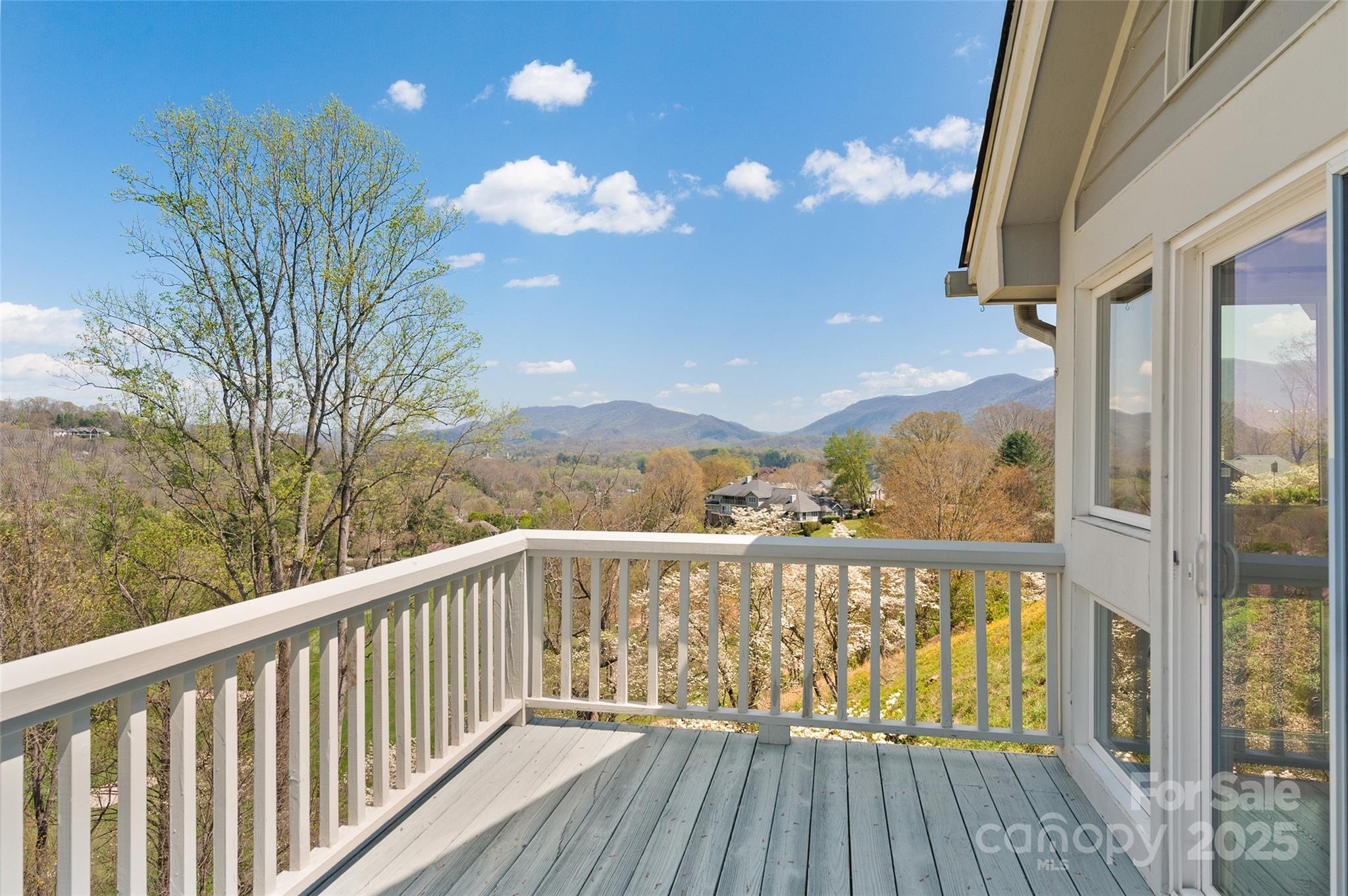 The Overlook At Laurel Ridge - Residential