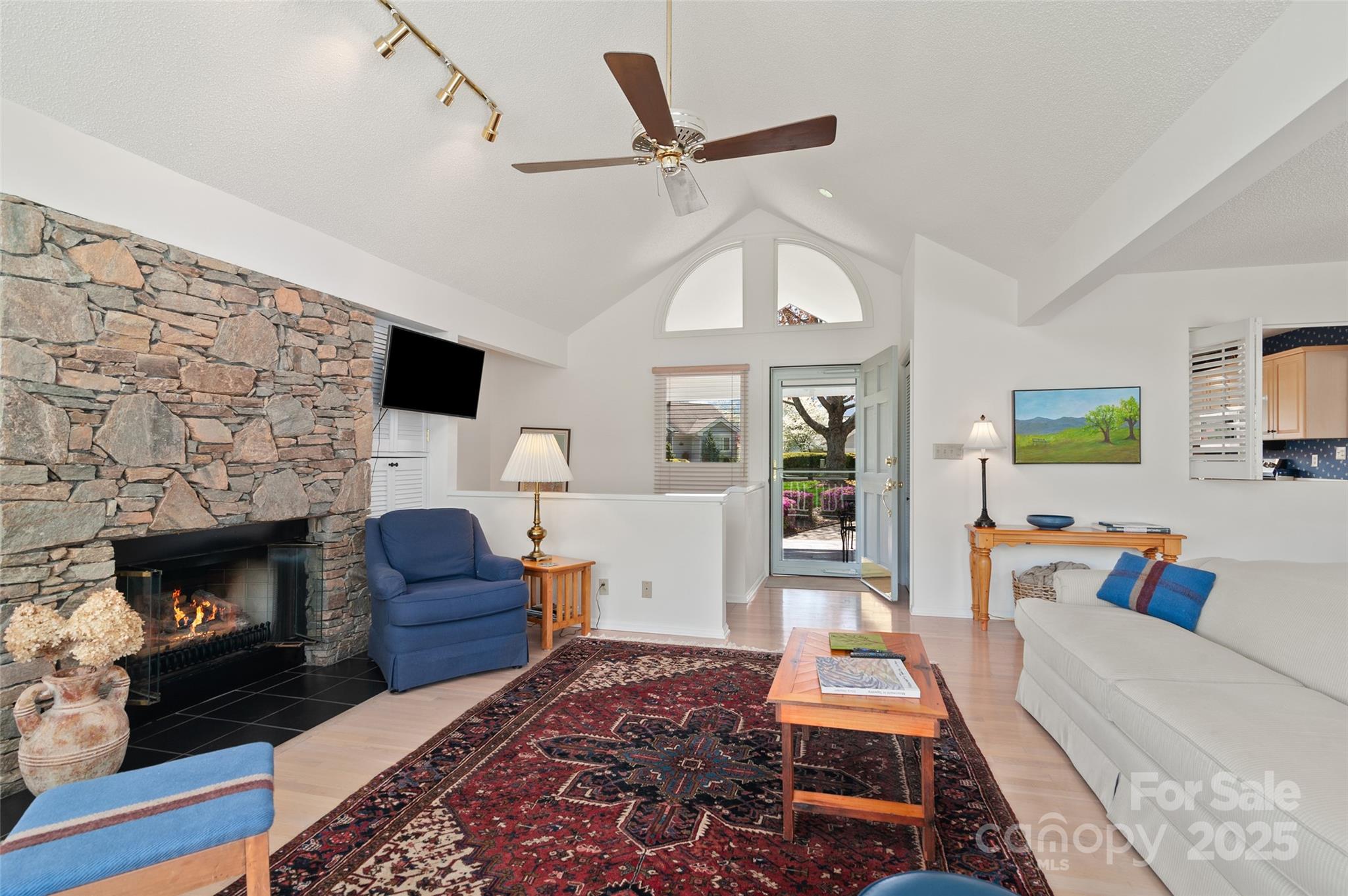 The Overlook At Laurel Ridge - Residential