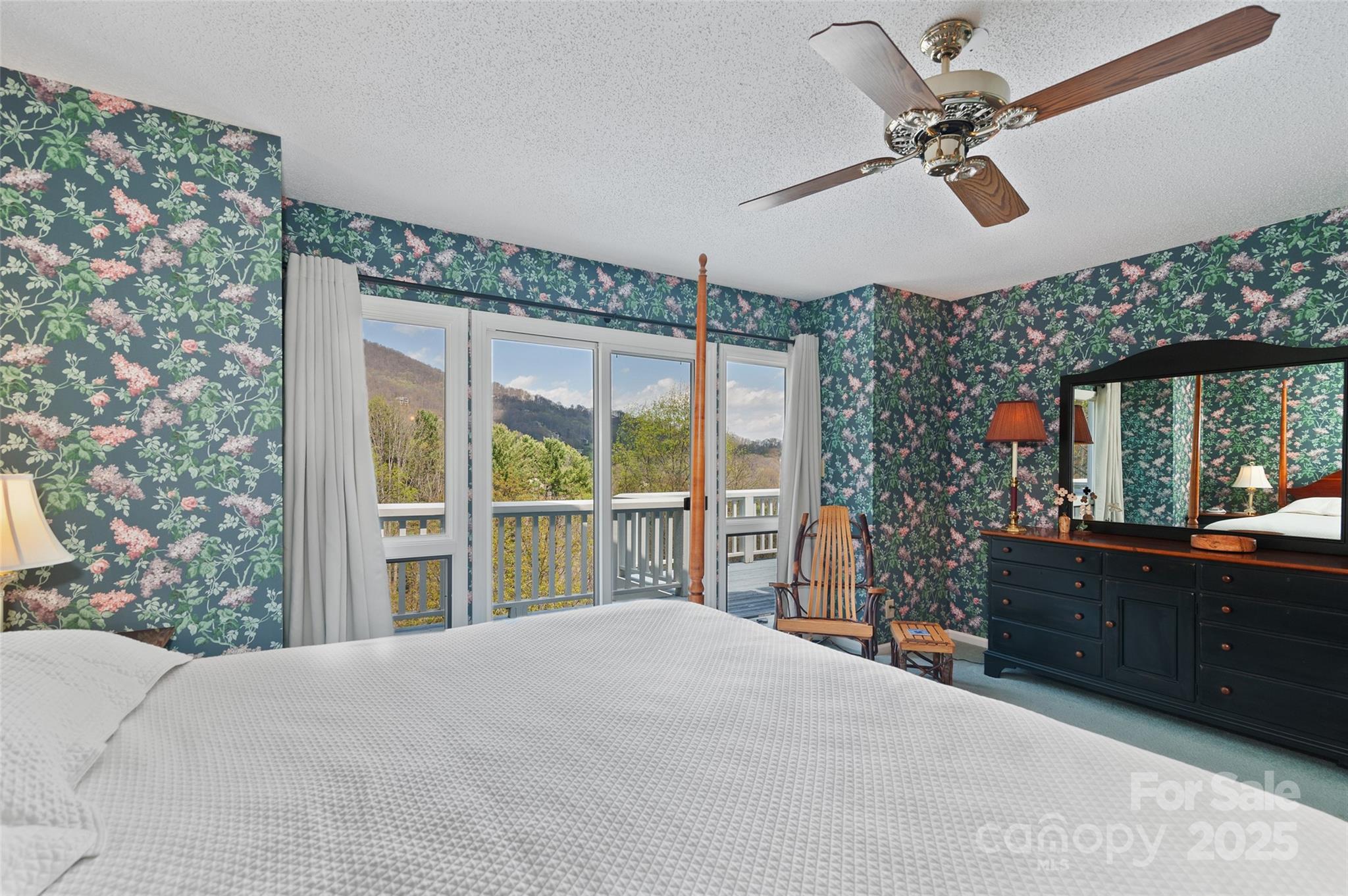 The Overlook At Laurel Ridge - Residential