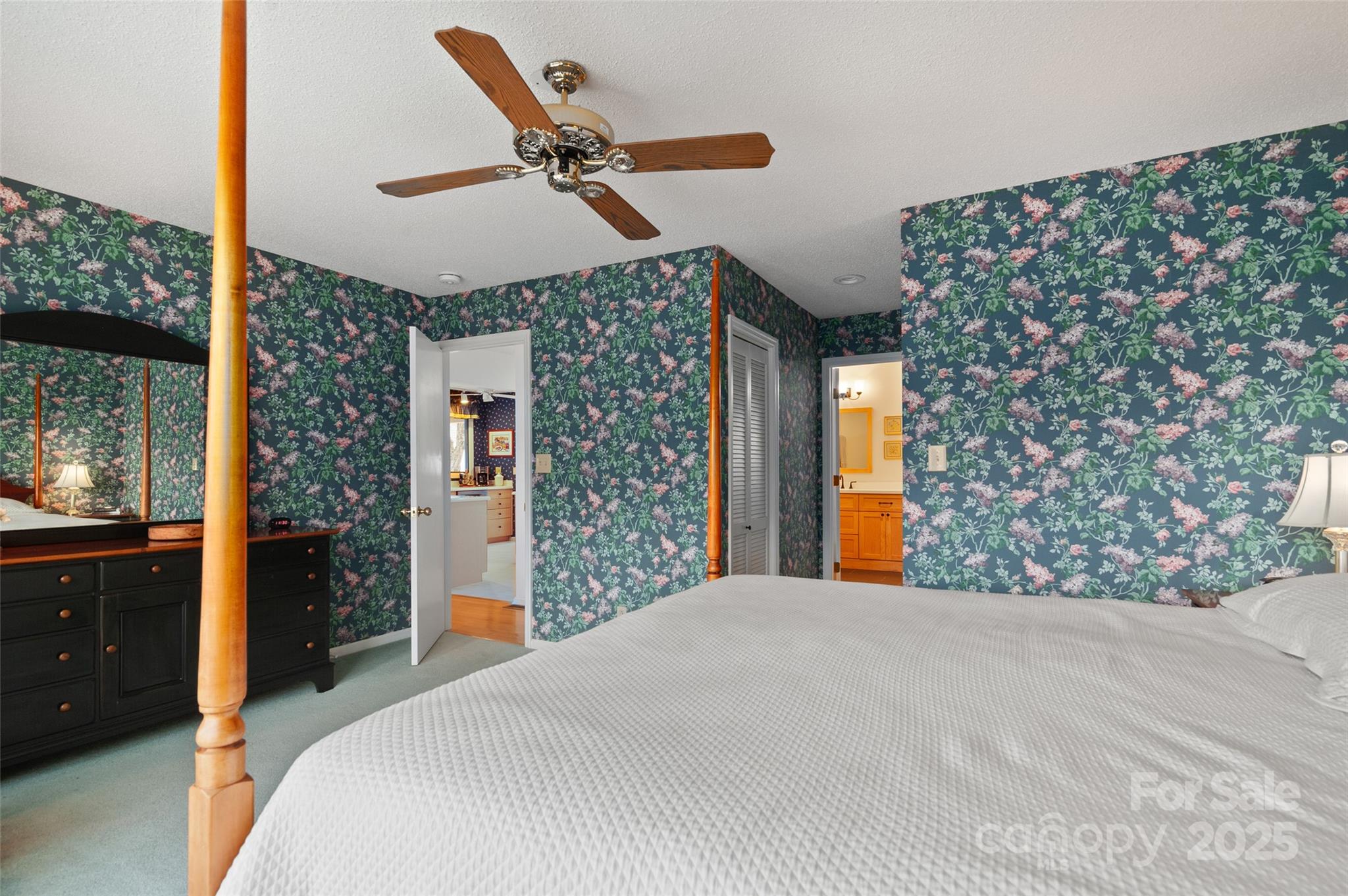 The Overlook At Laurel Ridge - Residential