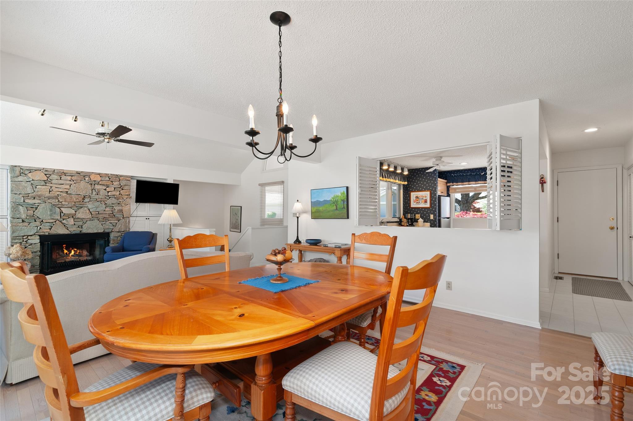 The Overlook At Laurel Ridge - Residential