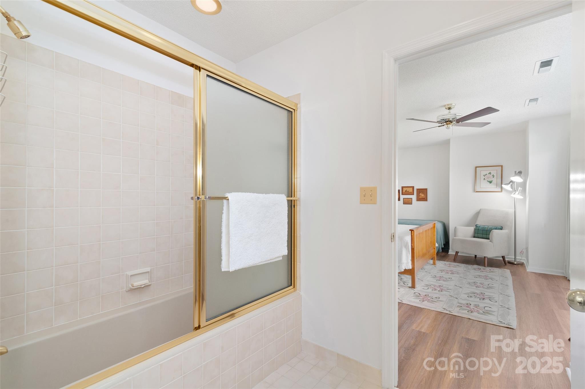 The Overlook At Laurel Ridge - Residential