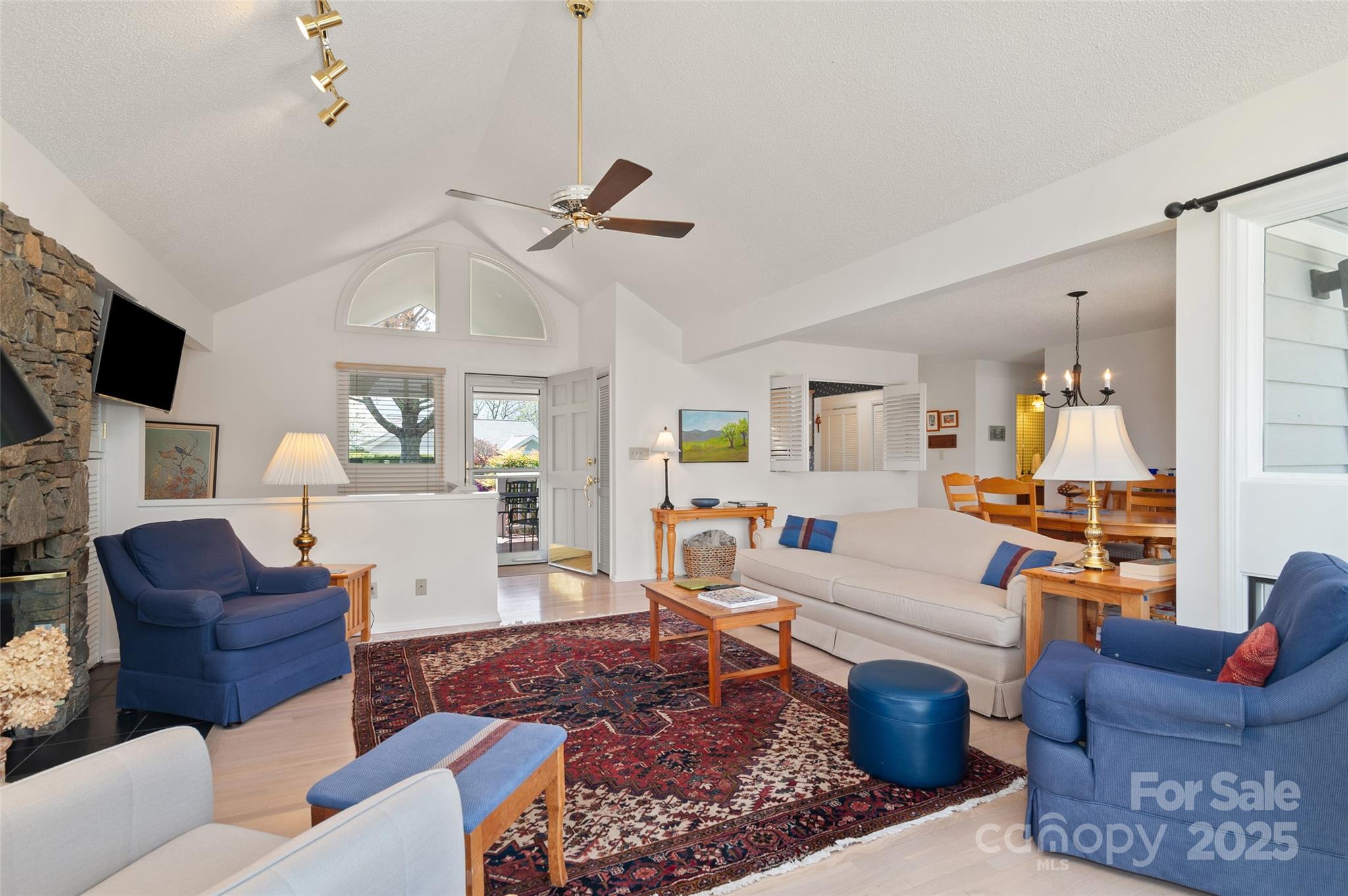 The Overlook At Laurel Ridge - Residential