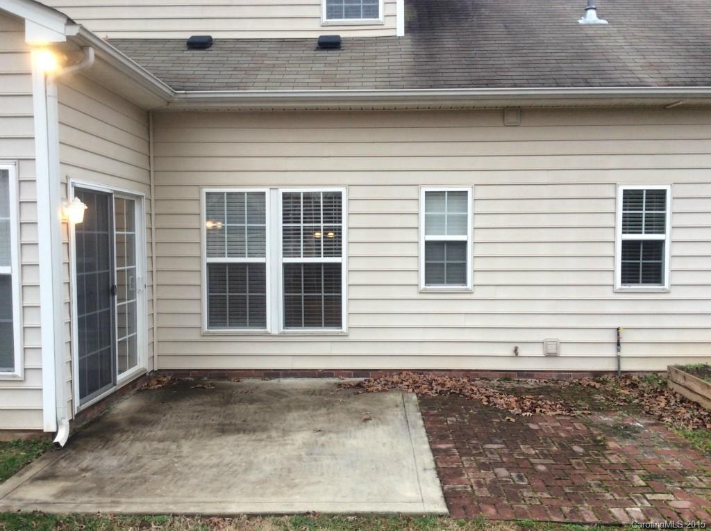 Brandon Oaks - Residential Lease