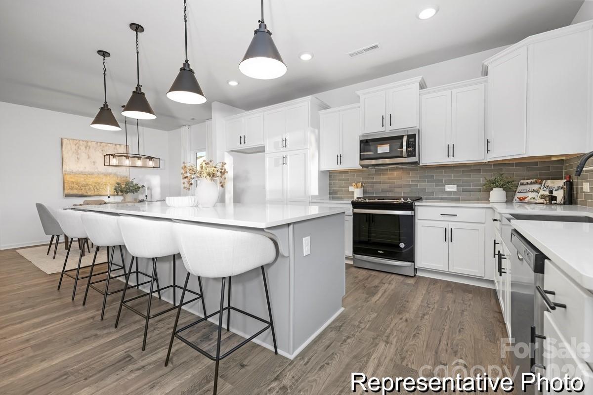 535 Gentle Bend Cove 171bp