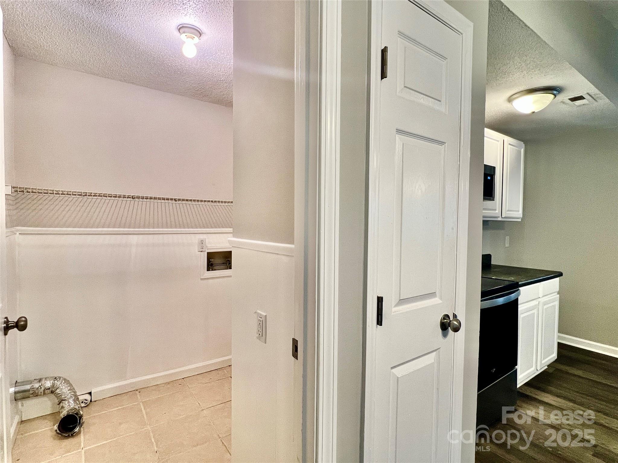 Holly Hills - Residential Lease