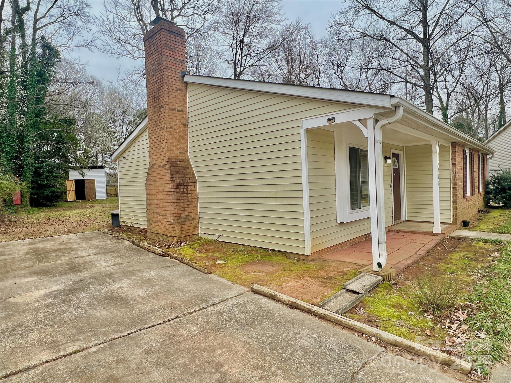 Holly Hills - Residential Lease