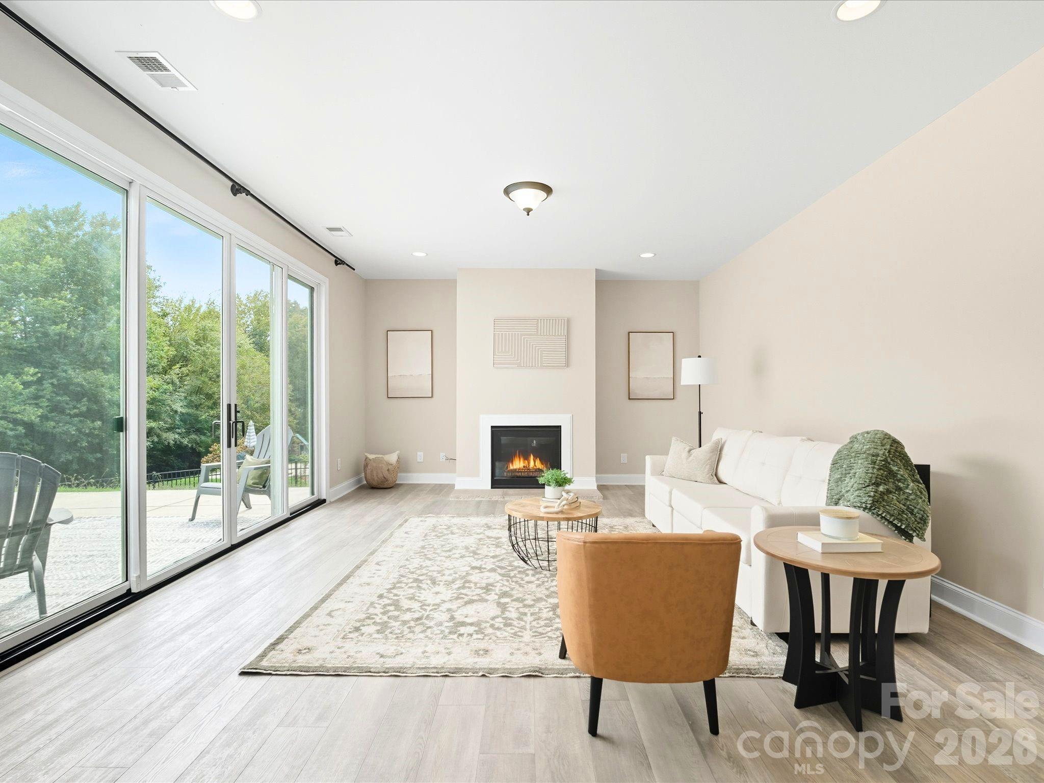 Fox Ridge - Residential