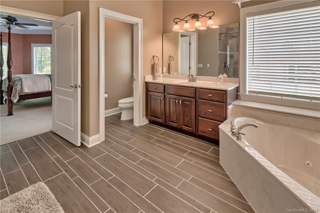 Holland Springs - Residential