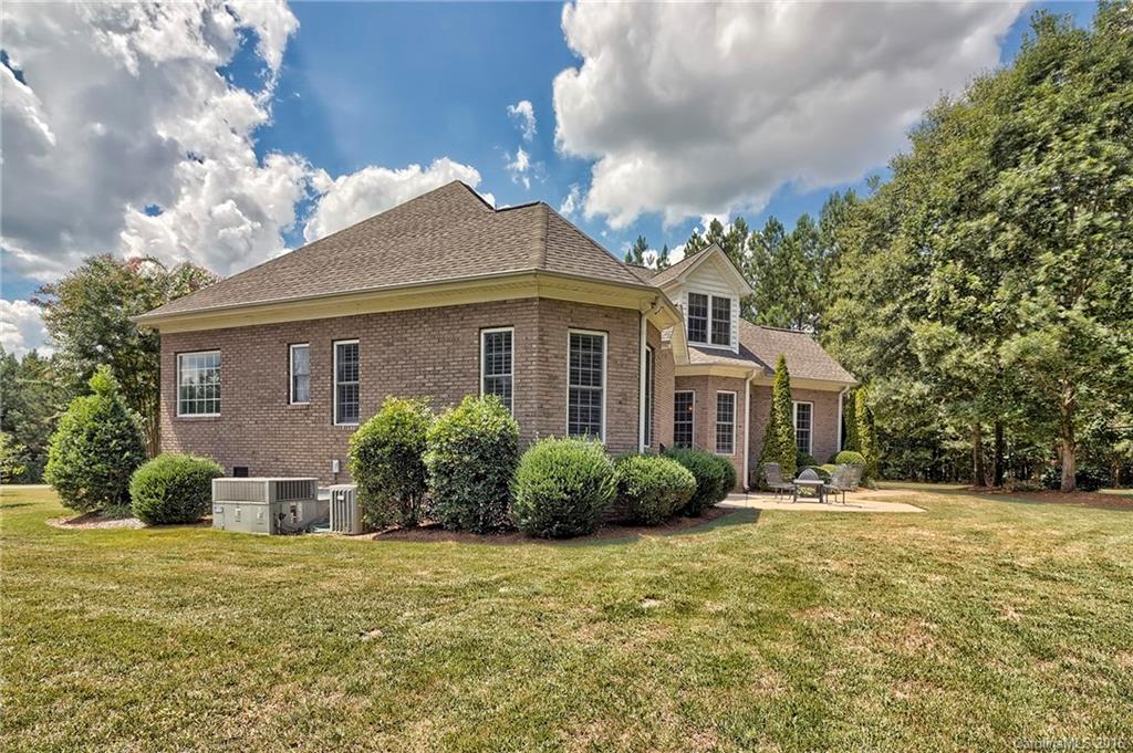 Holland Springs - Residential