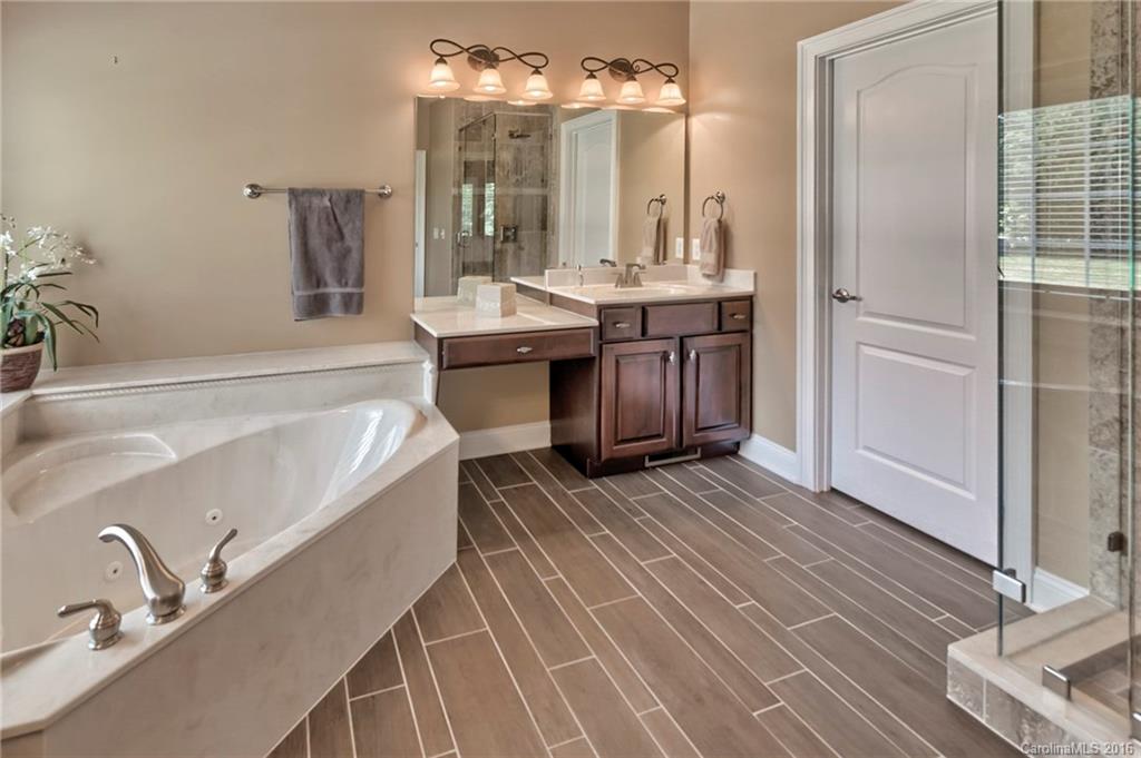 Holland Springs - Residential