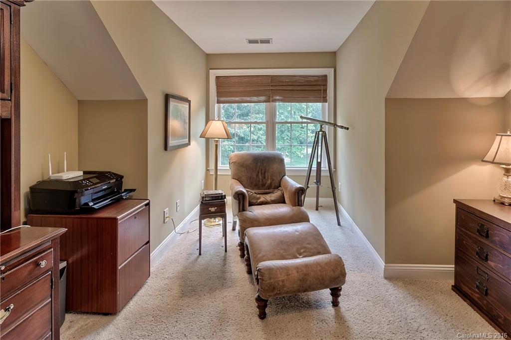 Holland Springs - Residential