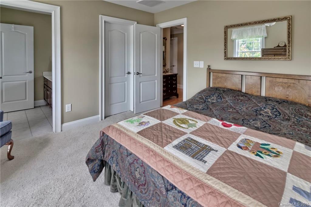 Holland Springs - Residential