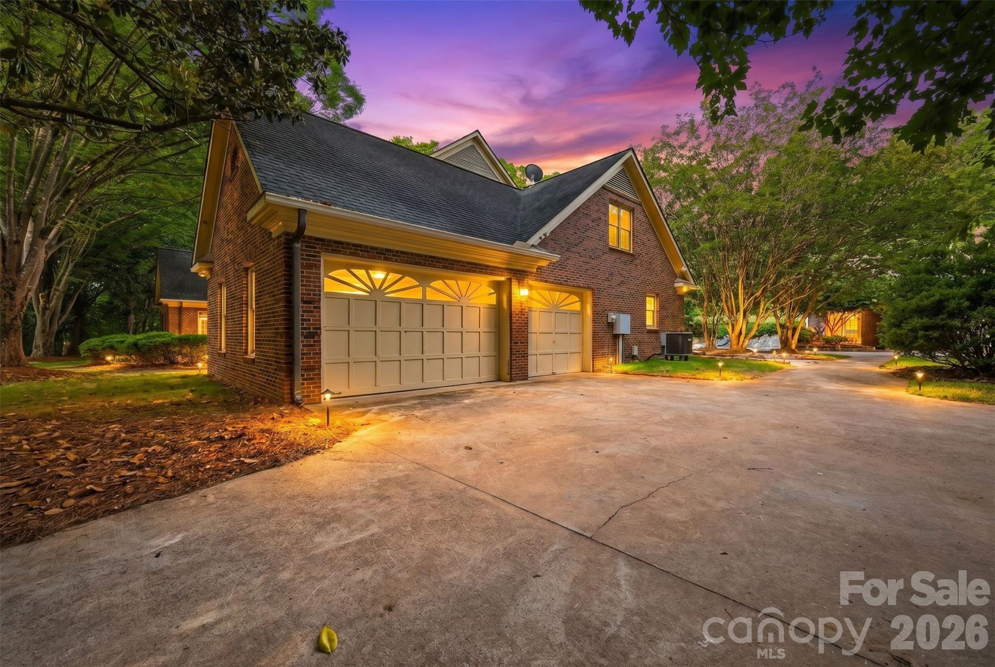 298 Shadowbrooke Lane