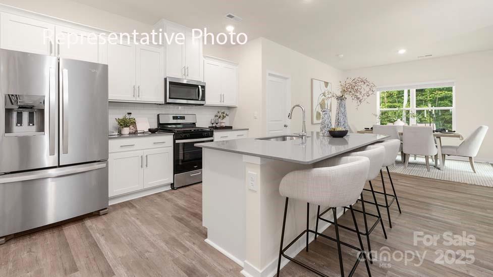 736 14th Avenue Court NE