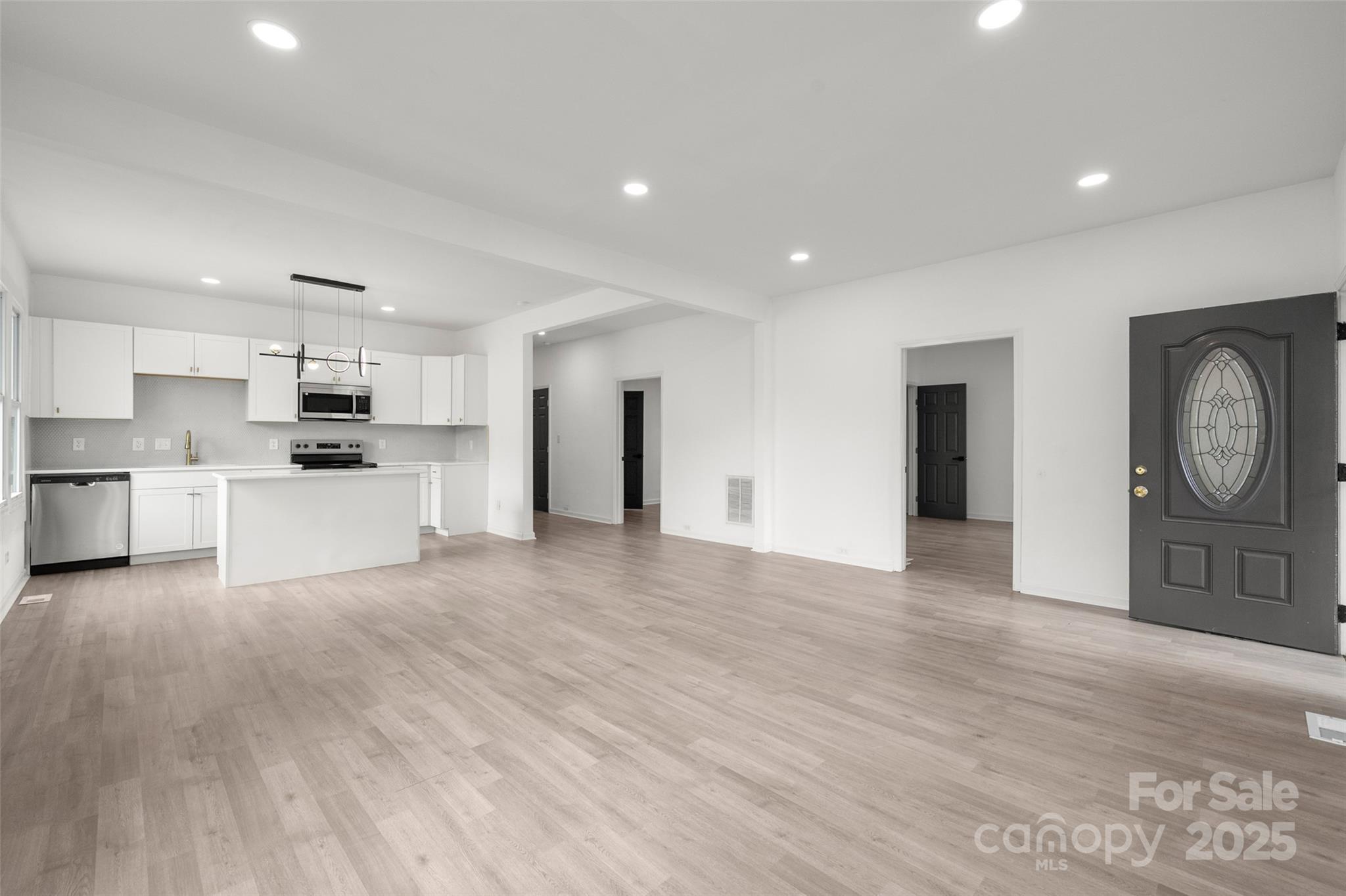 250 Franklin Avenue NW
