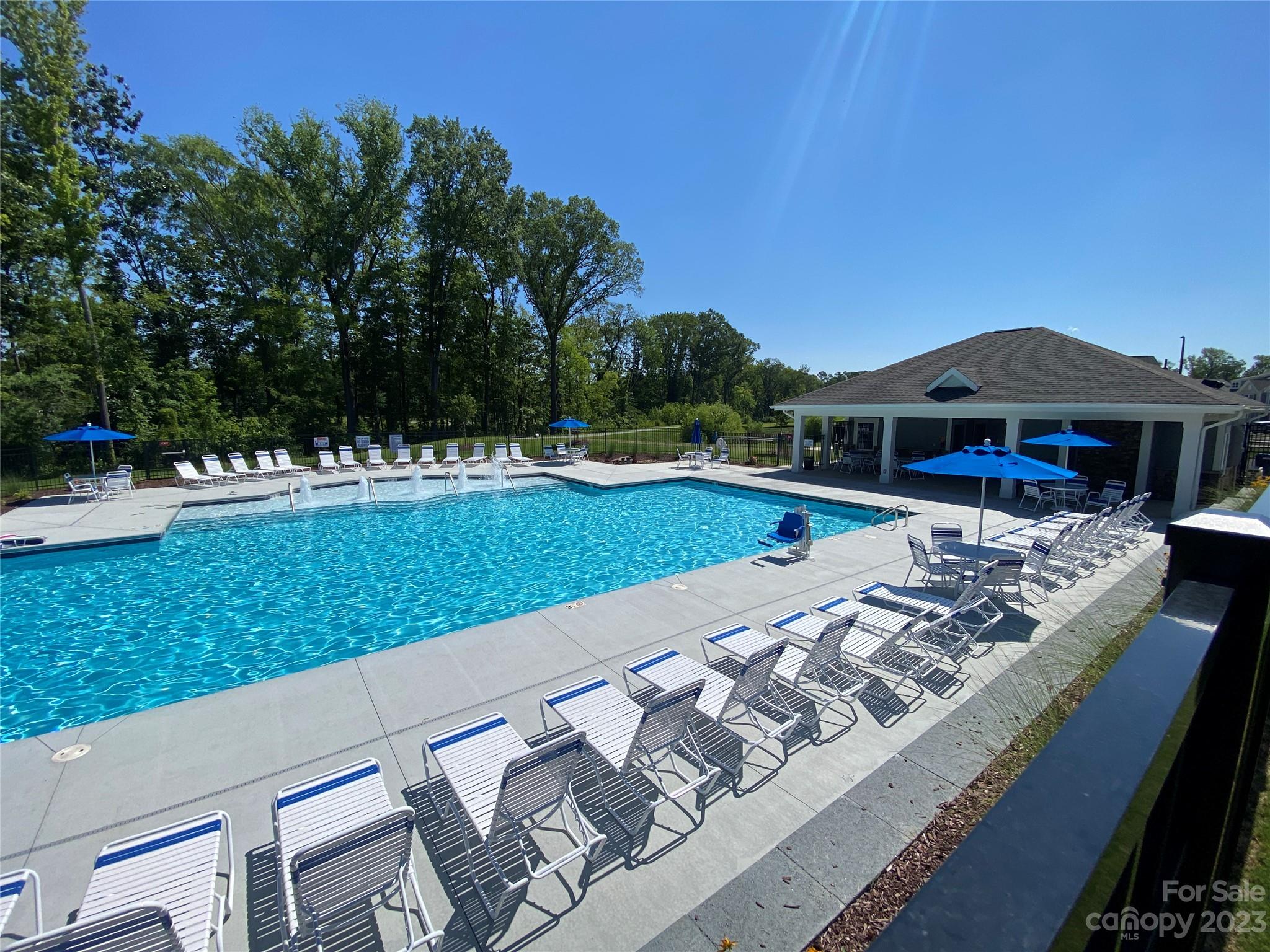 Harrisburg Village - Residential