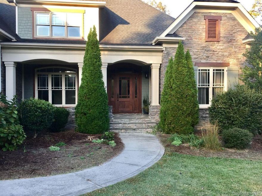 Beautiful Craftsman style, custom built home for lease. Many custom details throughout house. Must see to appreciate.  House has 5 spacious bedrooms with 3 1/2 Baths. Large Master Suite on Main Level with beautiful bath which includes large shower with whirlpool tub.  Floor Plan offers tremendous outdoor living space which includes Front Porch, Open Terrace off Family Room,Covered Loggia with Fireplace off kitchen\breakfast room. In addition house has large bonus room over 3 car garage.