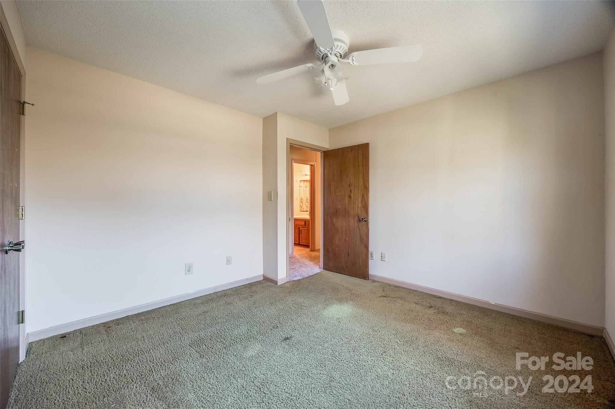 Country Woods - Residential