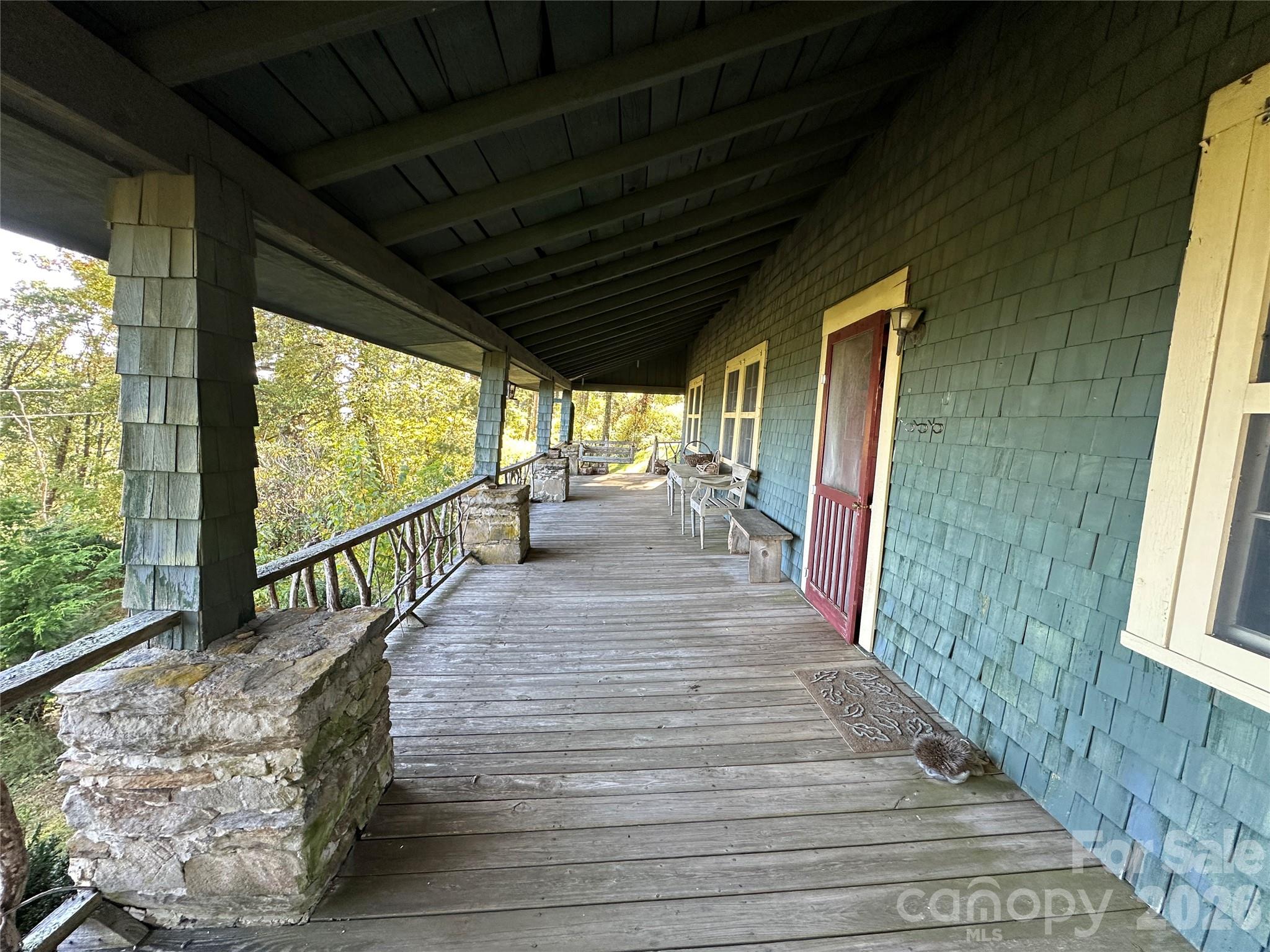 16 Osborn Knob Road