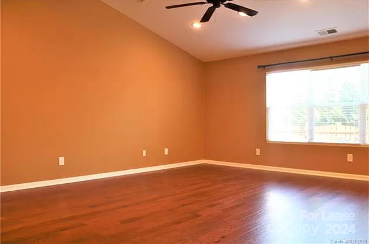Crismark - Residential Lease