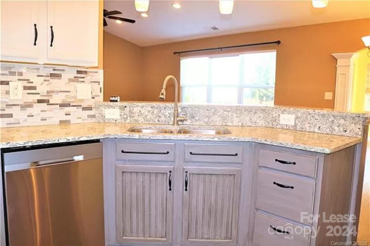 Crismark - Residential Lease
