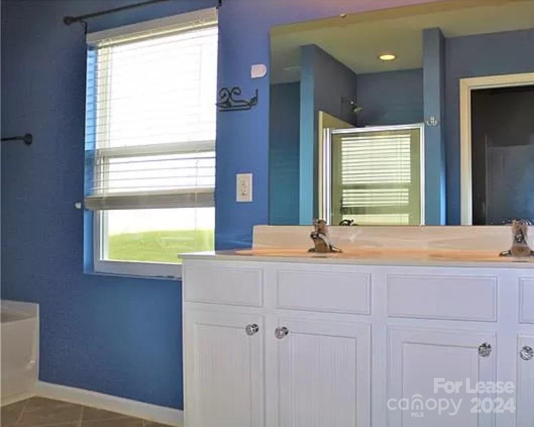 Crismark - Residential Lease
