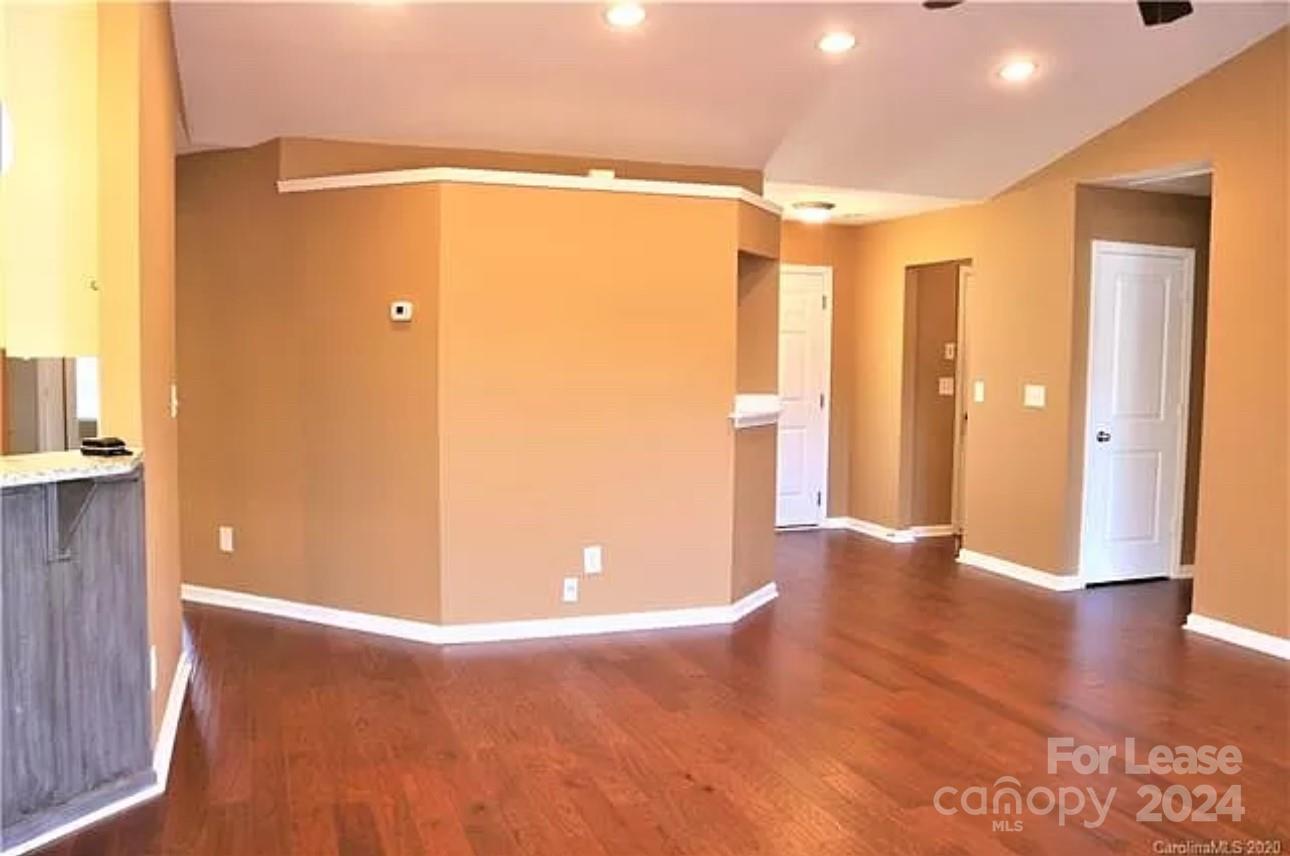 Crismark - Residential Lease
