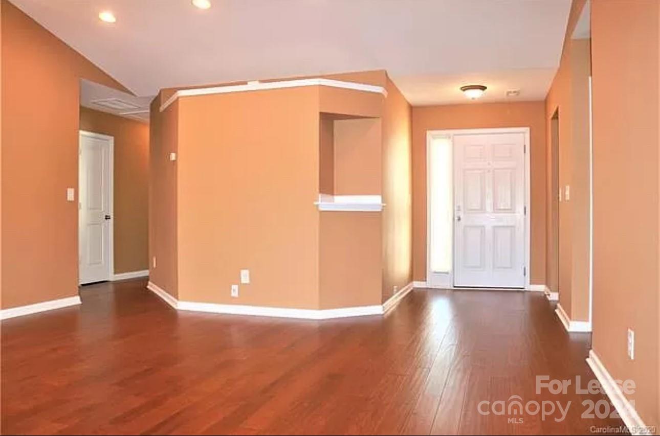 Crismark - Residential Lease