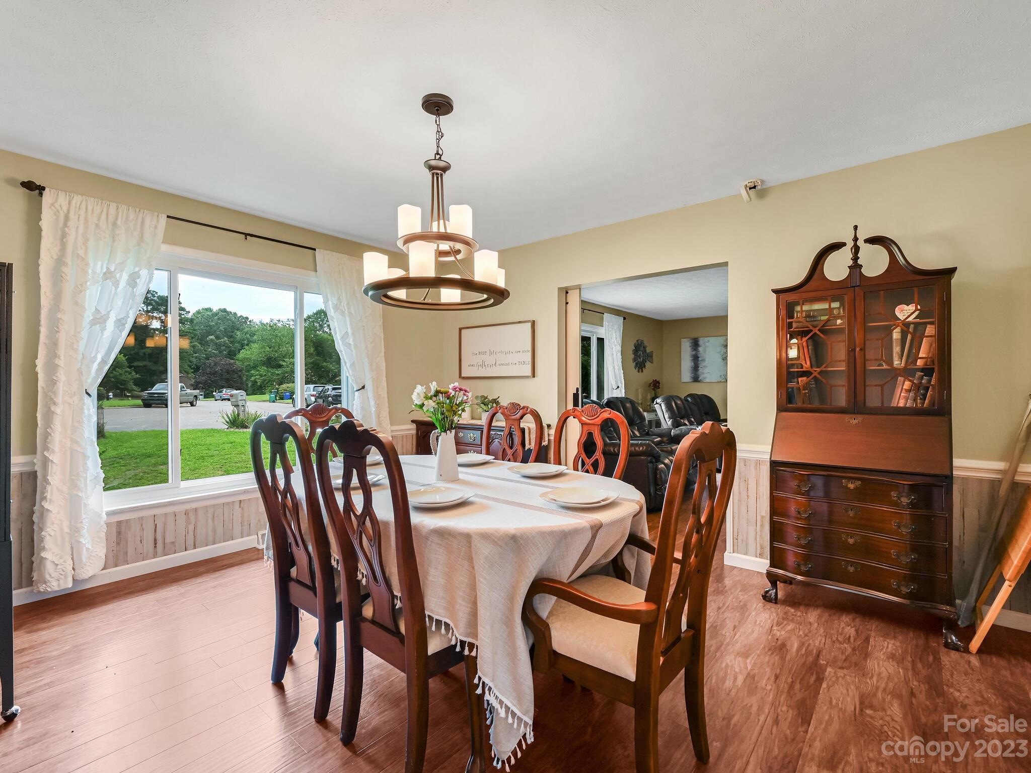 Woodland Hills - Residential