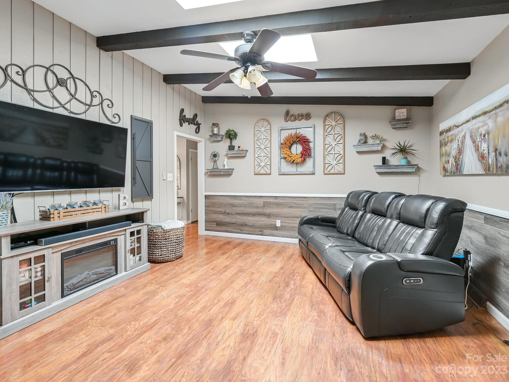 Woodland Hills - Residential