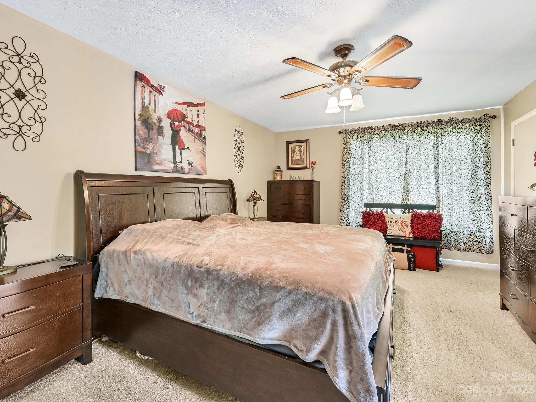 Woodland Hills - Residential