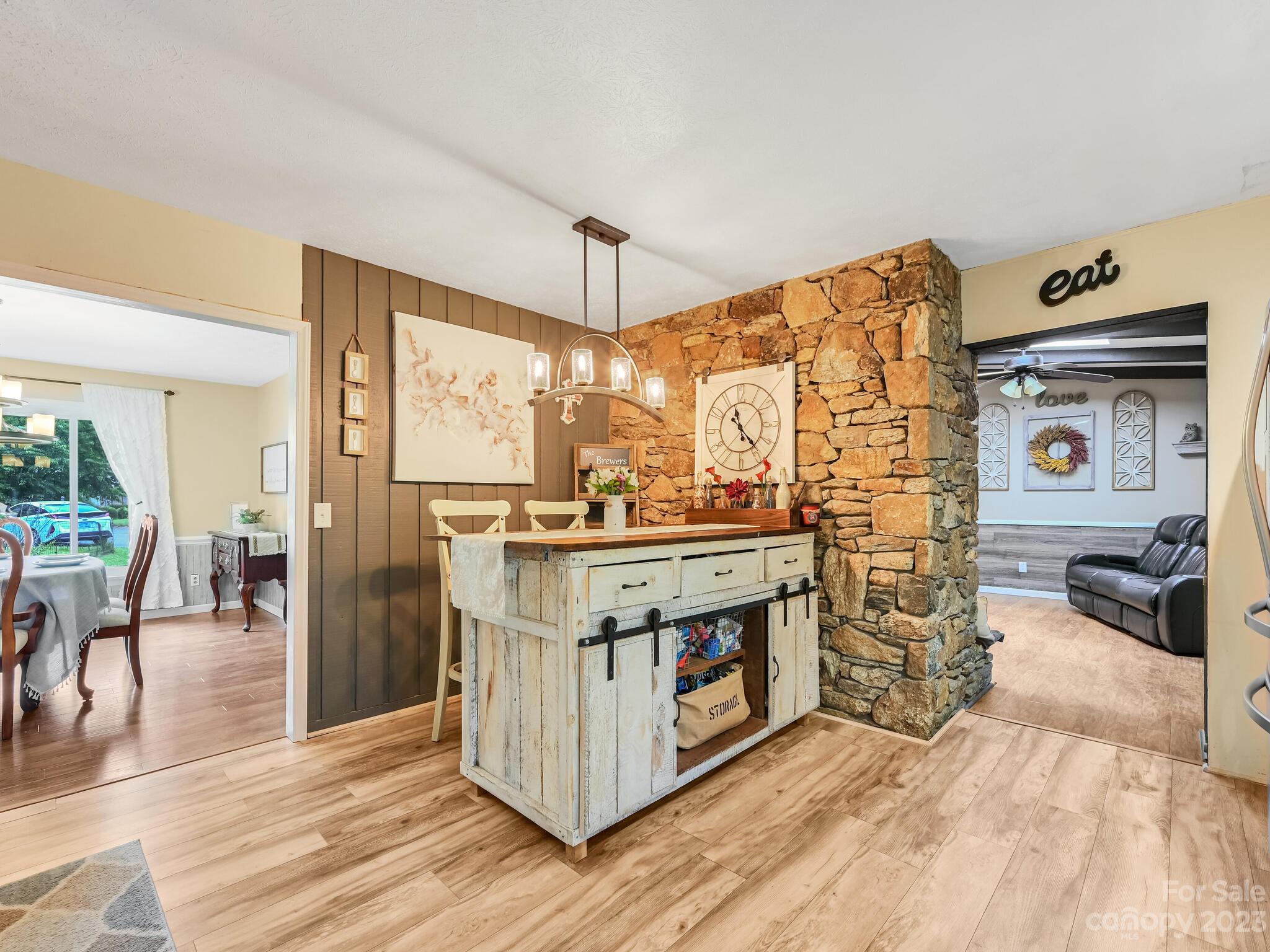 Woodland Hills - Residential