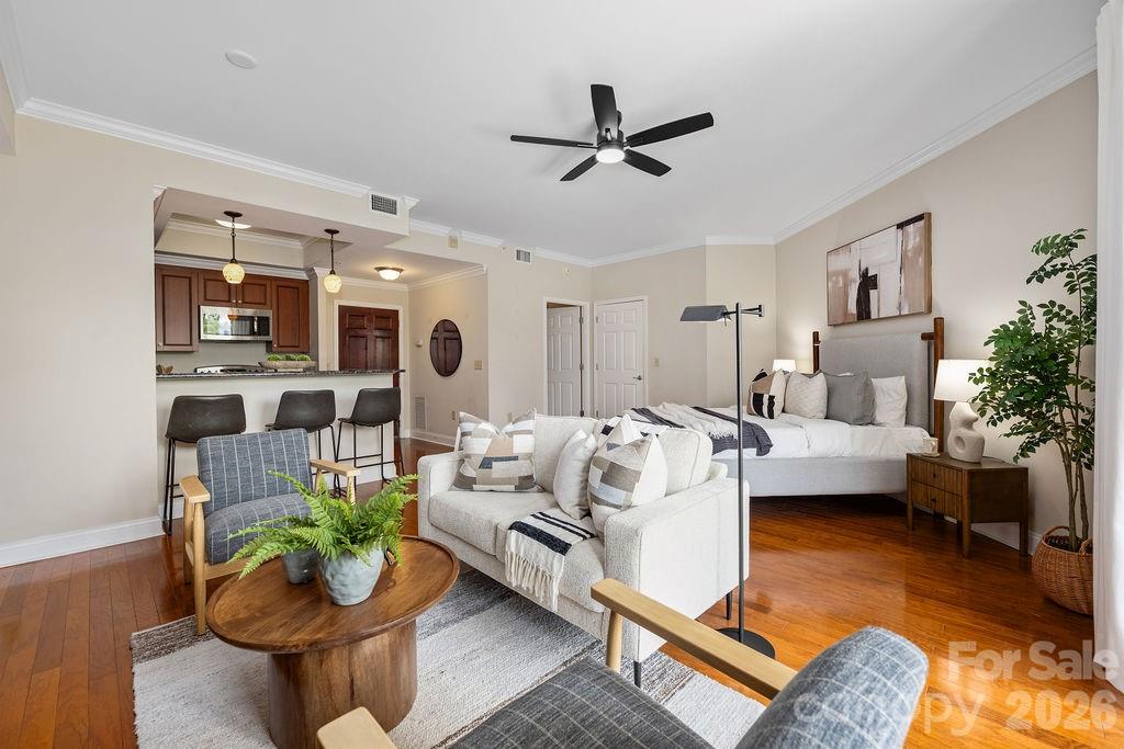 300 W 5th Street 446