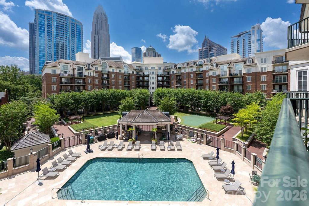 300 W 5th Street 446