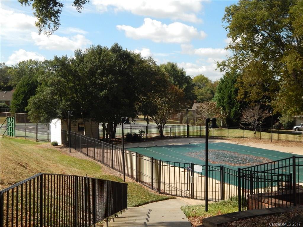 Quail Hollow Estates - Residential