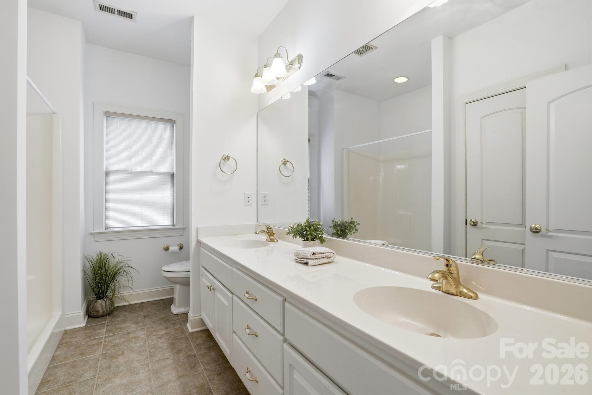 Magnolia Glen - Residential