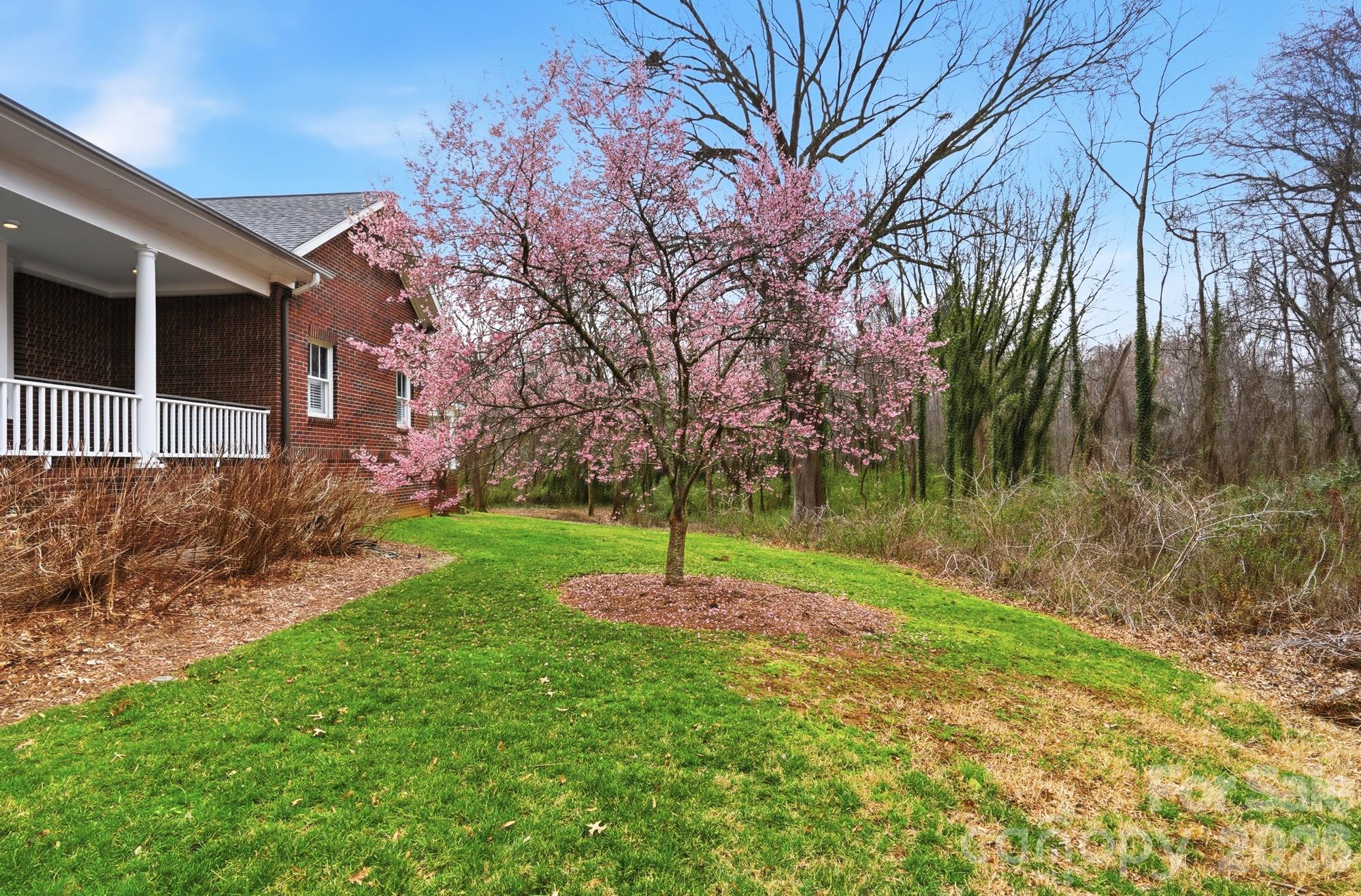 Magnolia Glen - Residential