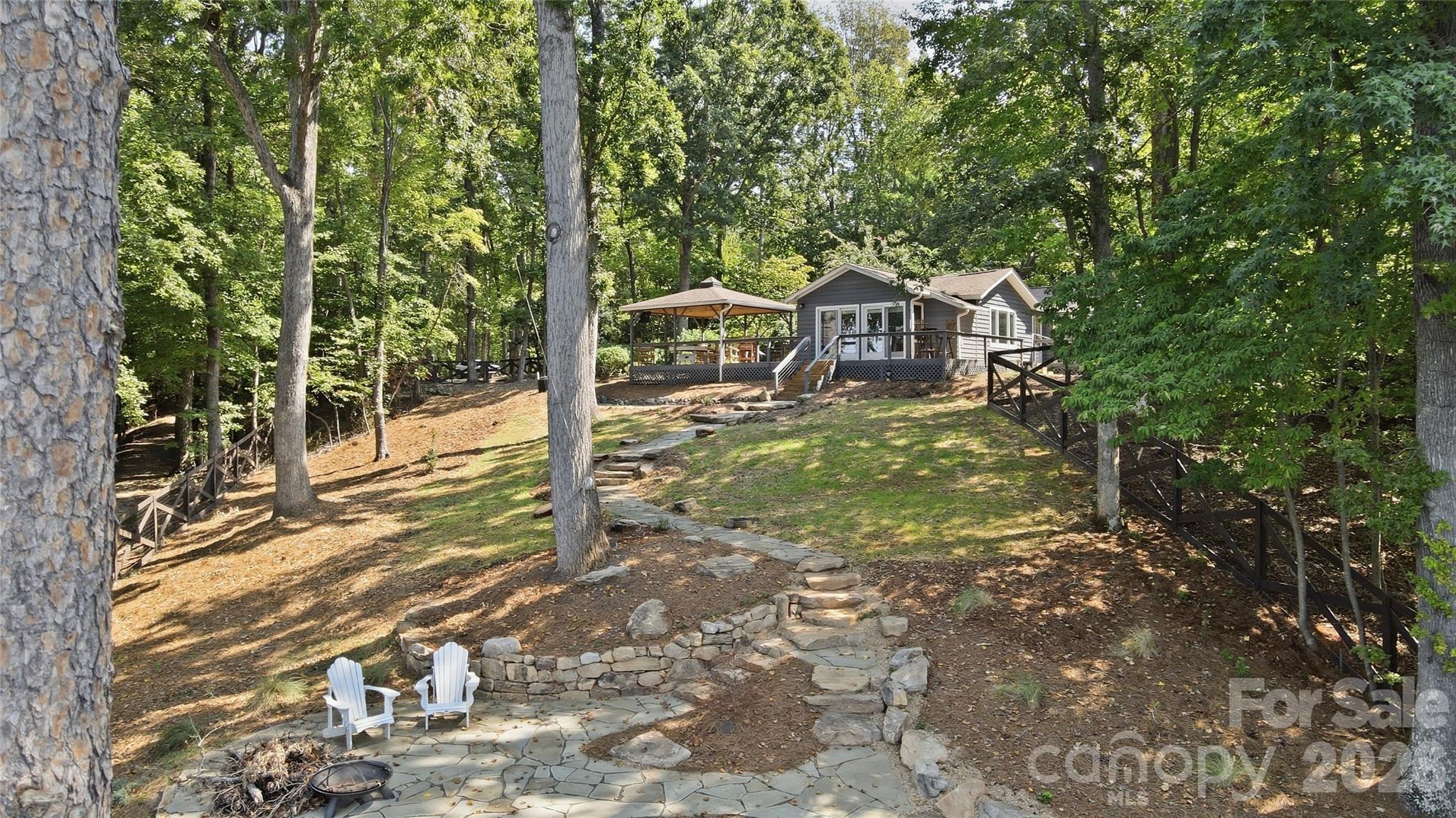 17424 Grasshopper Lane