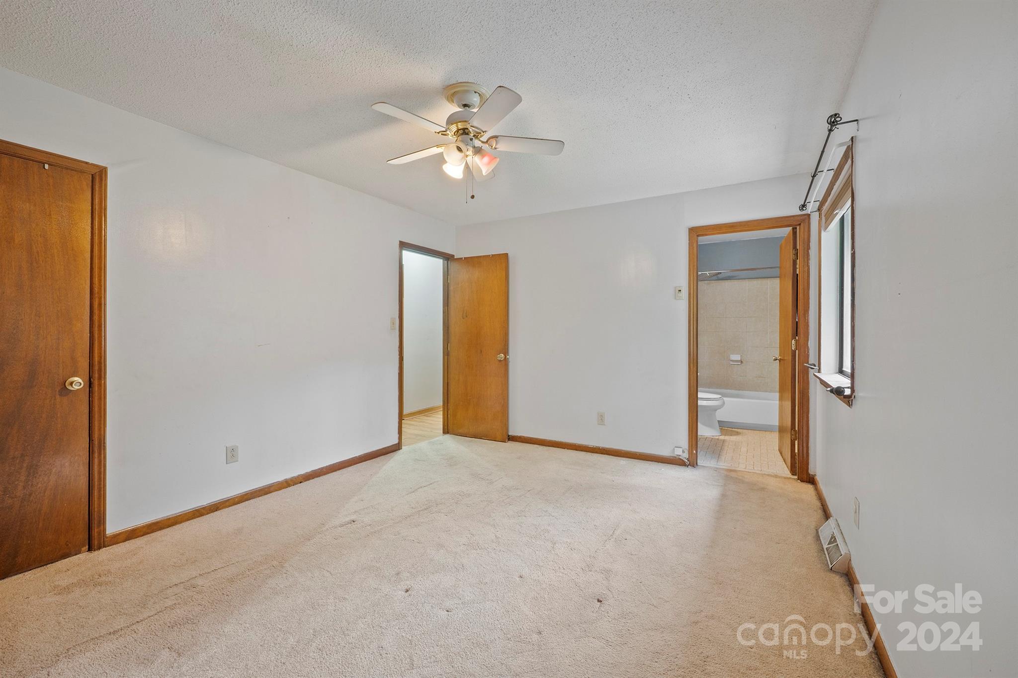 Hickory Ridge - Residential