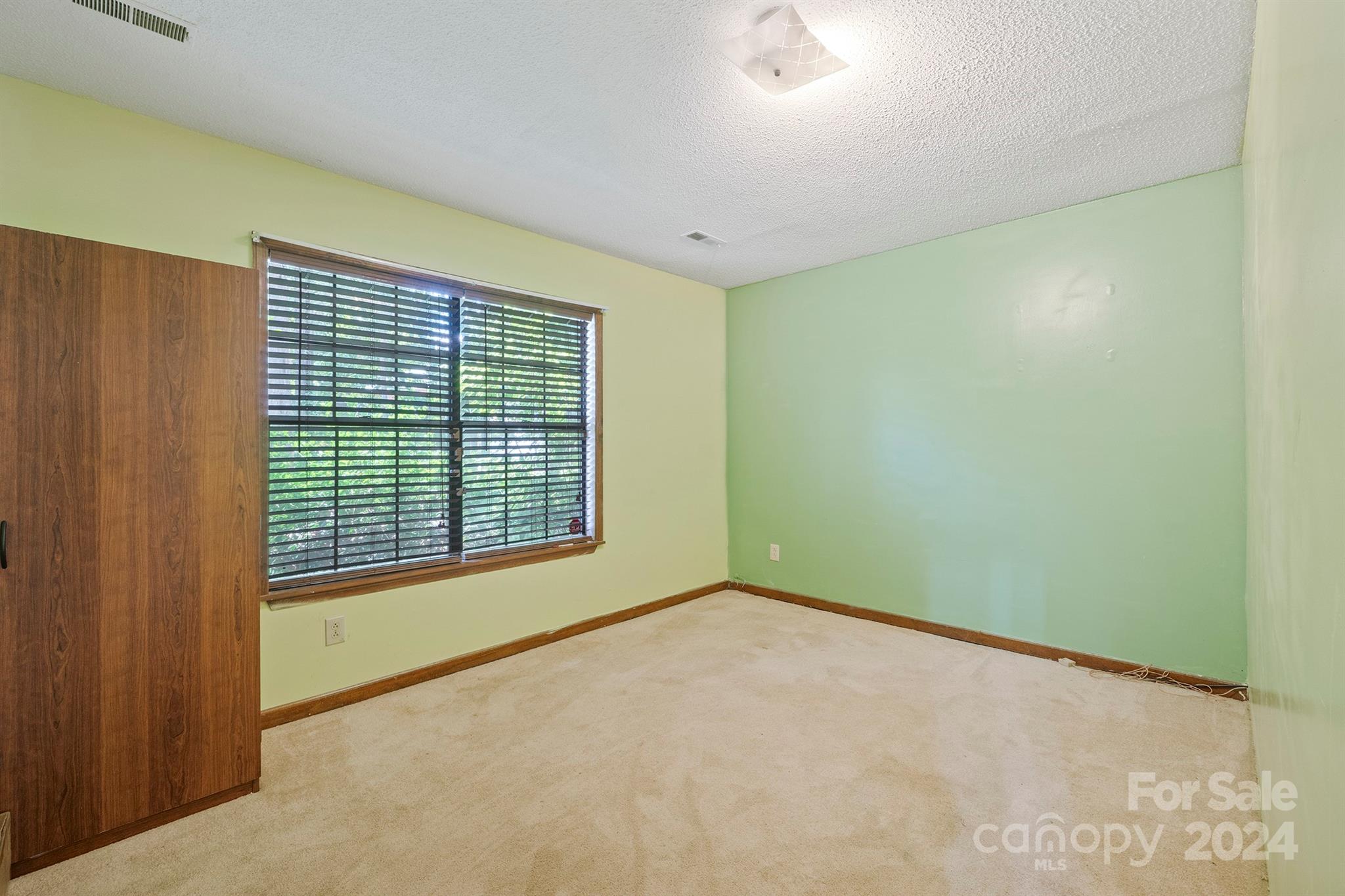 Hickory Ridge - Residential