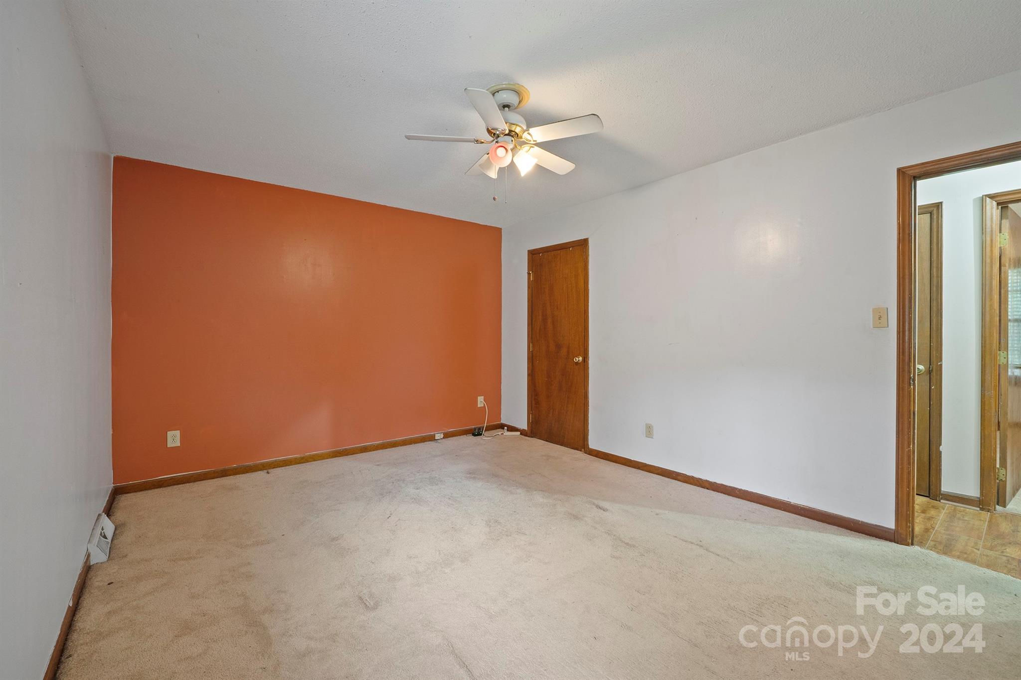 Hickory Ridge - Residential
