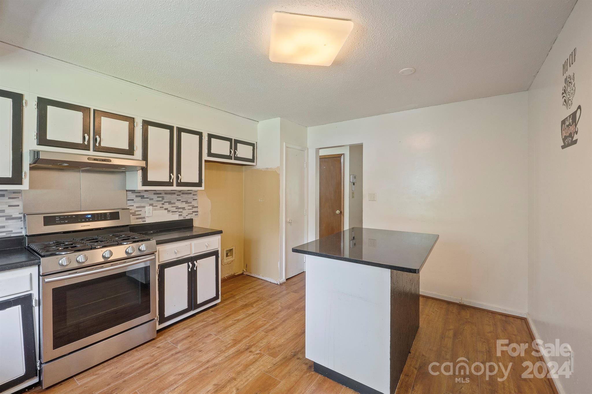 Hickory Ridge - Residential