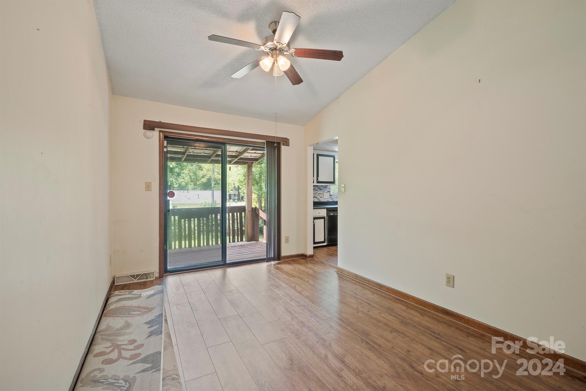 Hickory Ridge - Residential