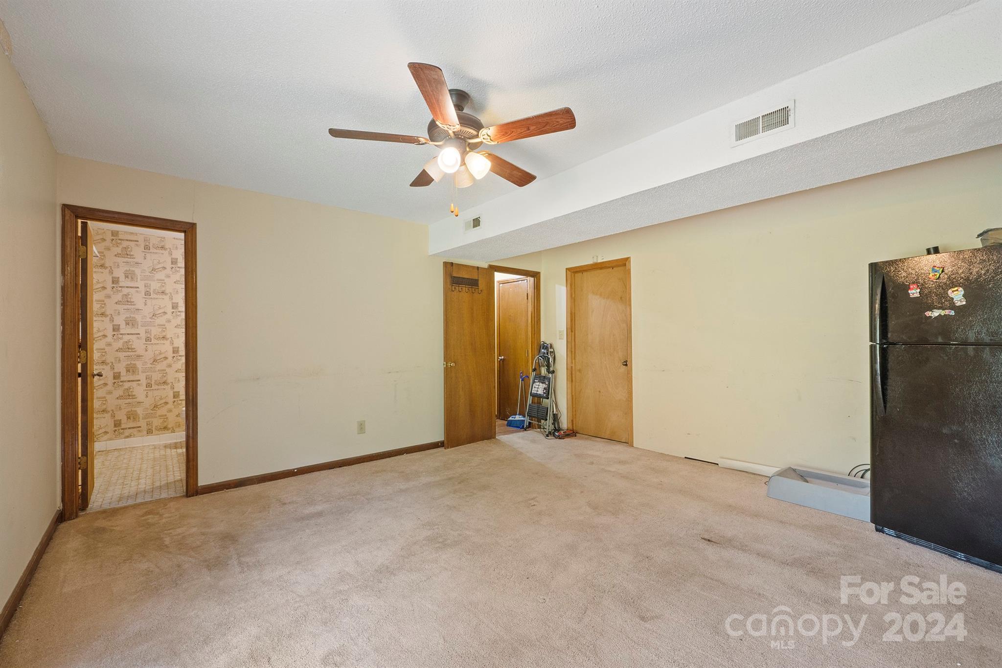 Hickory Ridge - Residential
