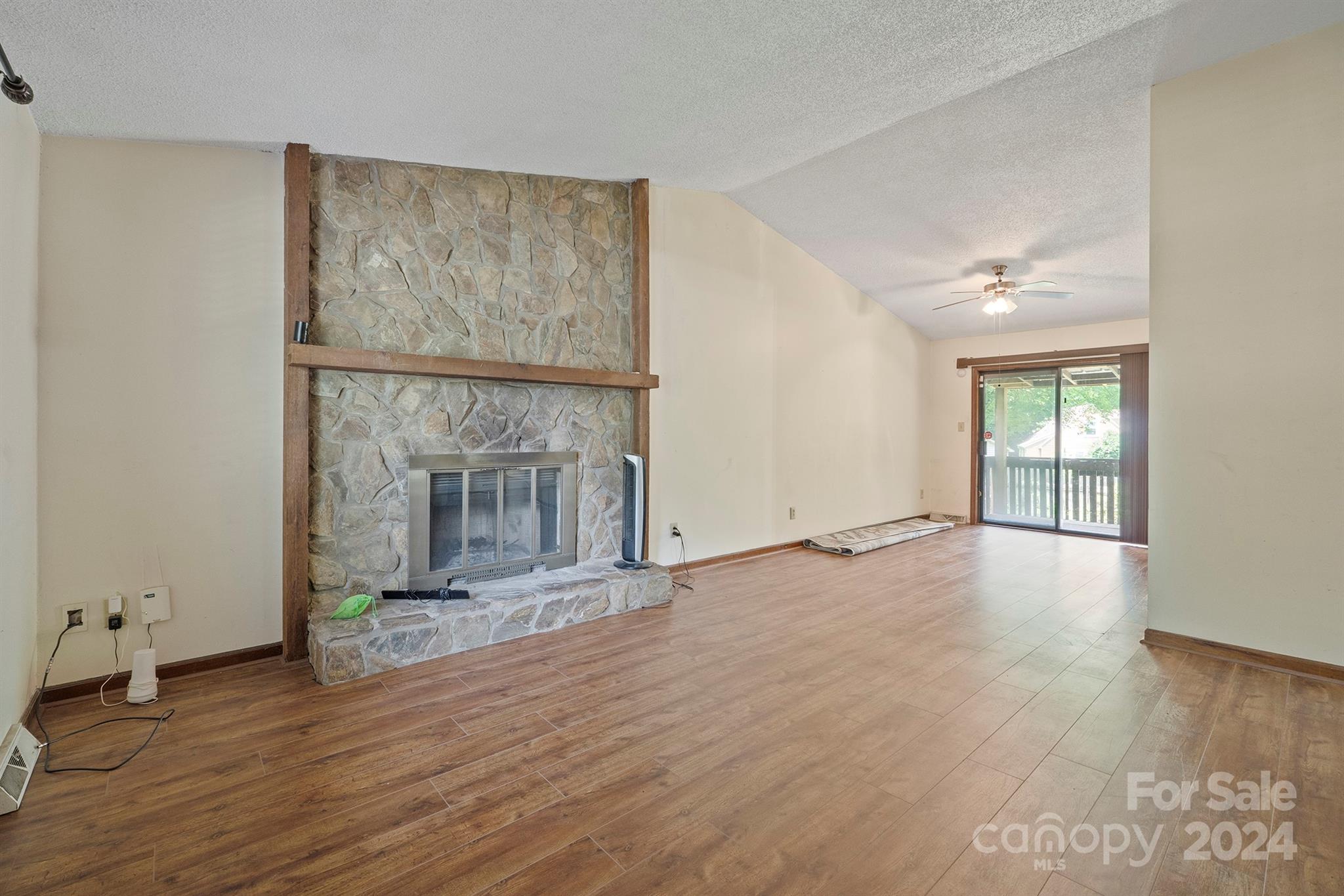 Hickory Ridge - Residential