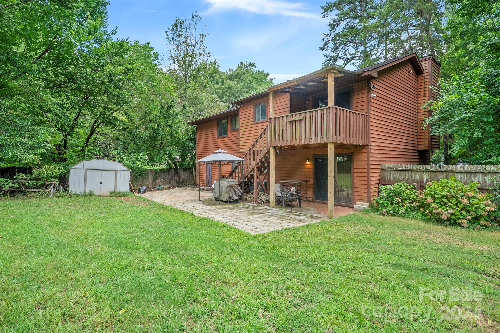 Hickory Ridge - Residential